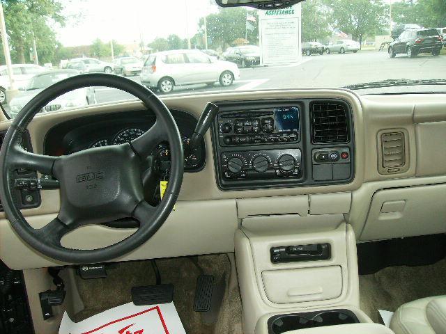 GMC Yukon 2002 photo 5
