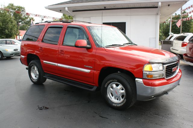 GMC Yukon 2002 photo 1