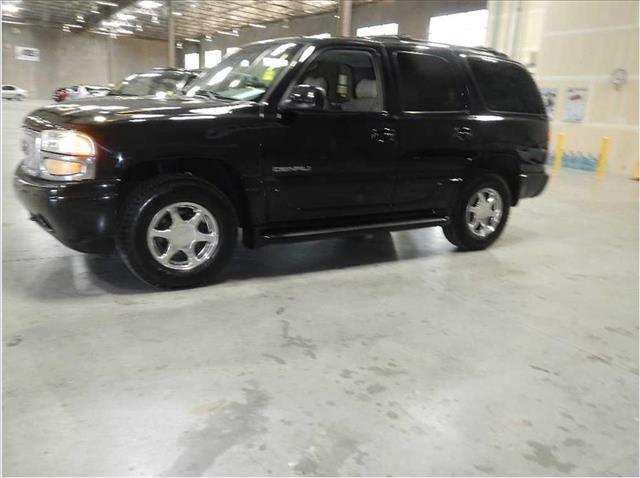 GMC Yukon C300 Sport SUV