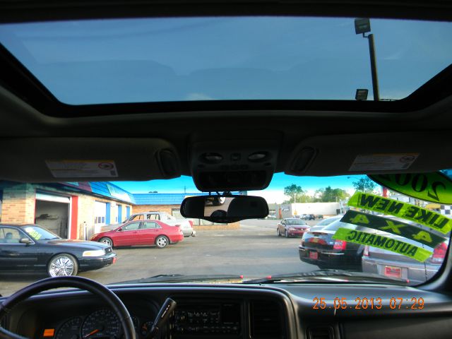 GMC Yukon 2002 photo 7