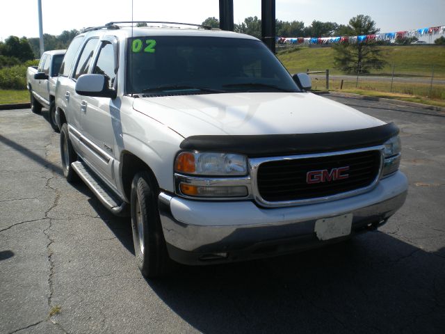 GMC Yukon 2002 photo 3
