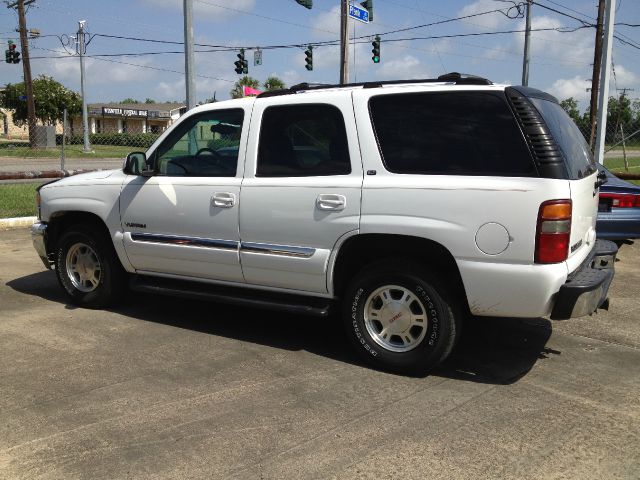 GMC Yukon 2002 photo 1