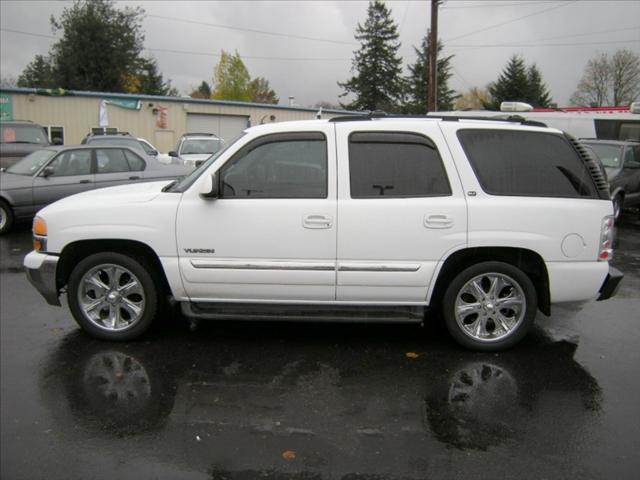 GMC Yukon 2002 photo 1