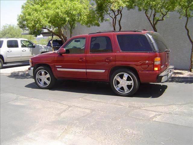 GMC Yukon 45 Sport Utility