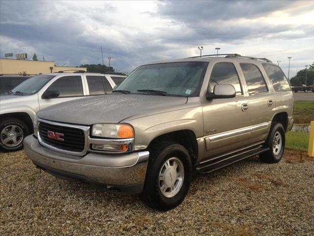 GMC Yukon 2002 photo 1