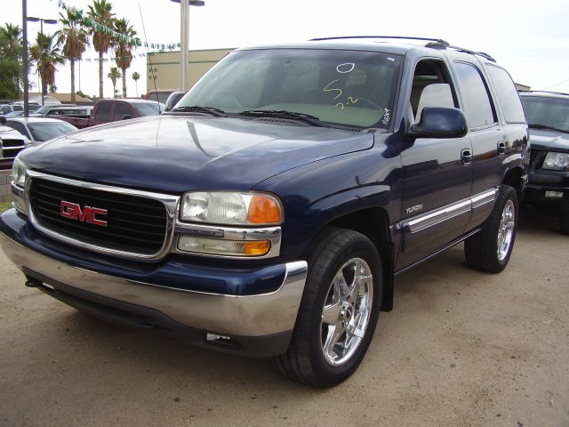 GMC Yukon 2002 photo 3