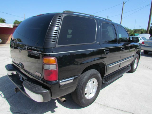 GMC Yukon 2002 photo 1