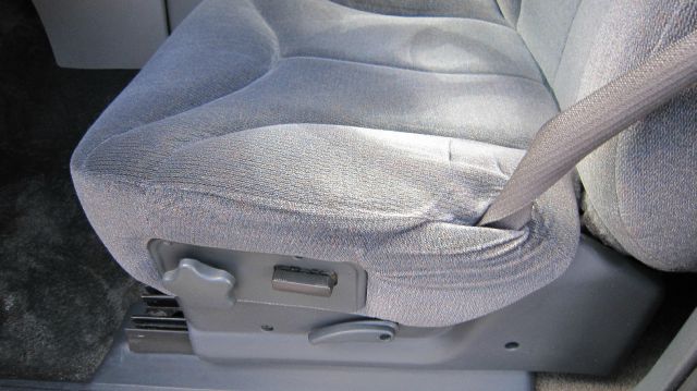 GMC Yukon 2002 photo 9