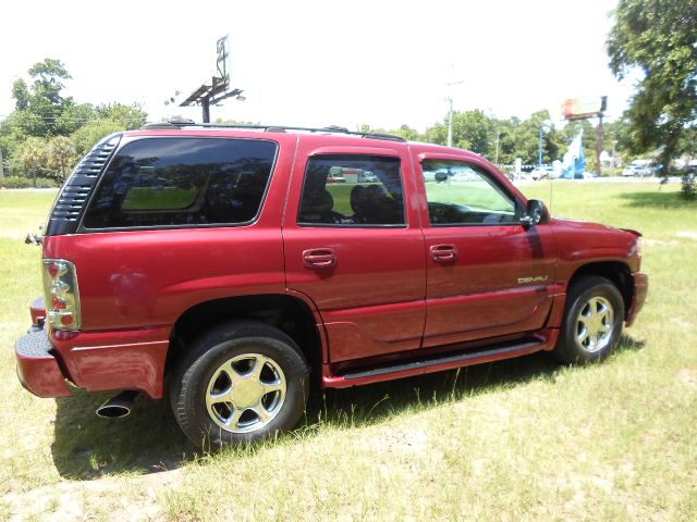 GMC Yukon Base SUV