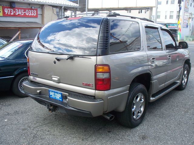 GMC Yukon Base SUV