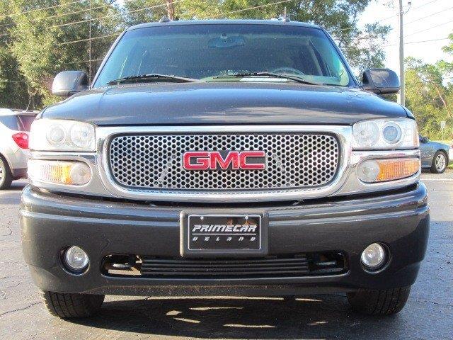 GMC Yukon 2003 photo 3
