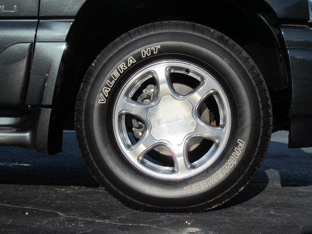 GMC Yukon 2003 photo 4