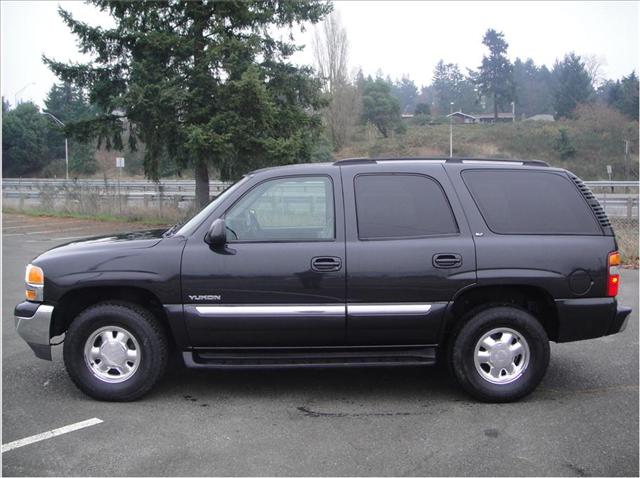 GMC Yukon 2003 photo 1