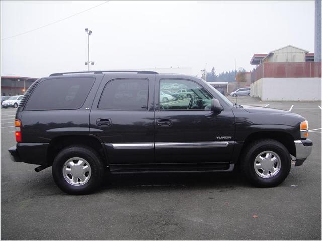 GMC Yukon 2003 photo 3