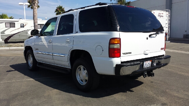 GMC Yukon 2003 photo 1