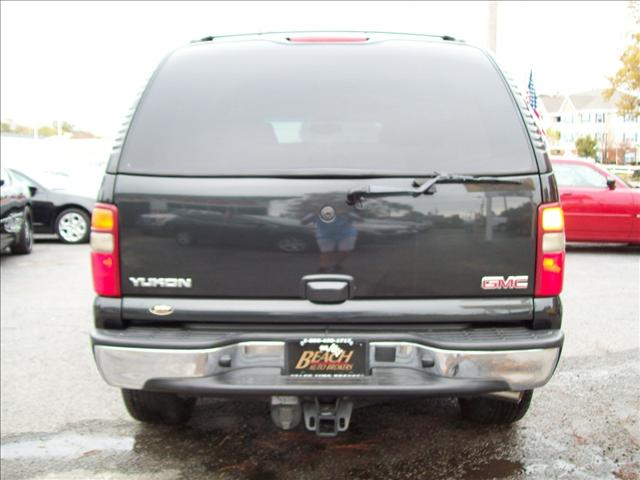GMC Yukon 2003 photo 5