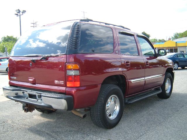GMC Yukon 2003 photo 3