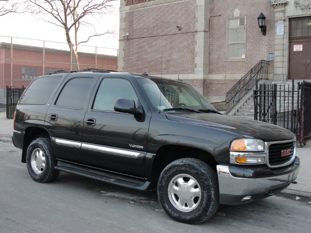 GMC Yukon 2003 photo 4