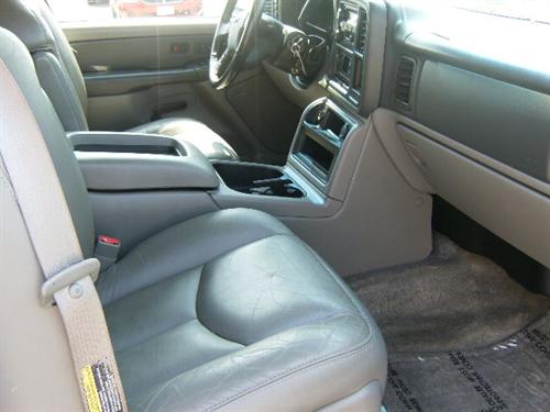 GMC Yukon 2003 photo 2