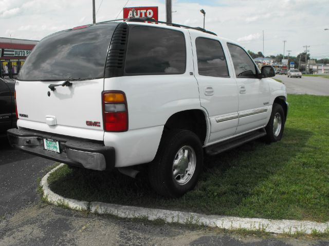 GMC Yukon Ram 3500 Diesel 2-WD SUV