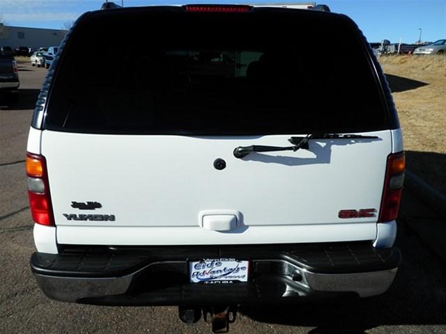 GMC Yukon 2003 photo 4