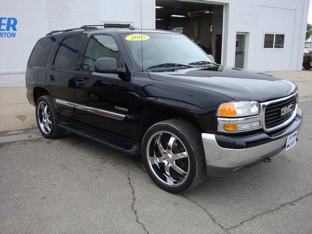 GMC Yukon XLT 5-speedextrasnice SUV