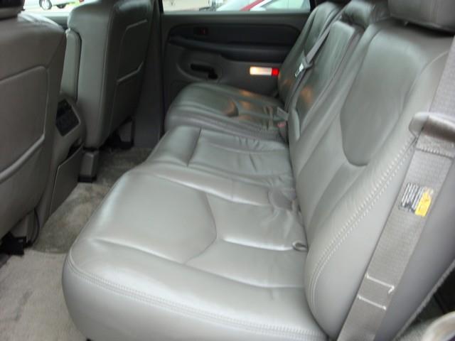 GMC Yukon 2003 photo 1