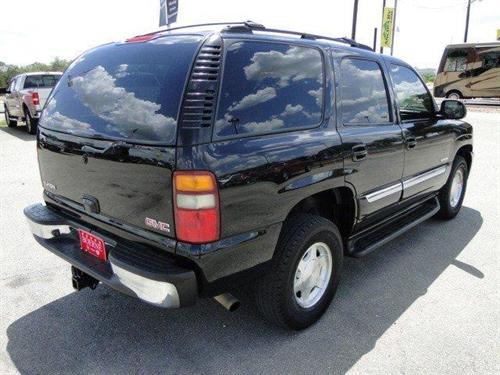 GMC Yukon 2003 photo 3