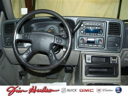 GMC Yukon 2003 photo 1