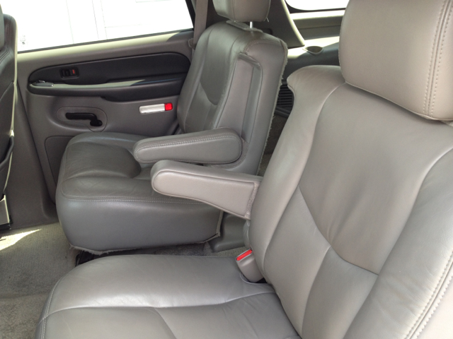 GMC Yukon Ram 3500 Diesel 2-WD SUV