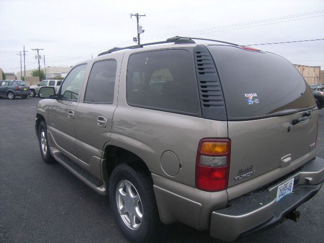 GMC Yukon Base SUV