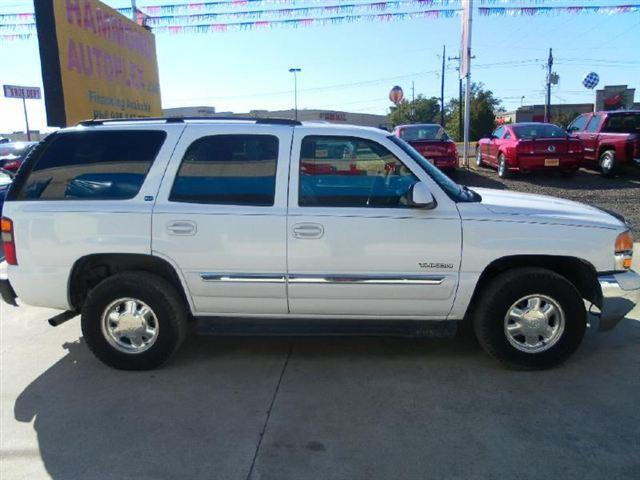 GMC Yukon 2003 photo 1