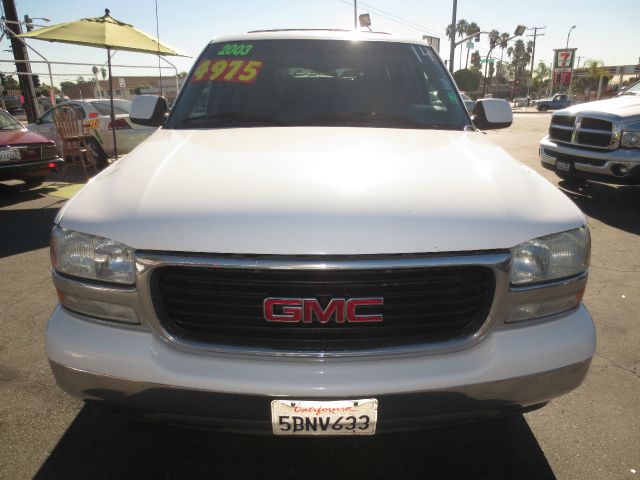 GMC Yukon 2003 photo 4