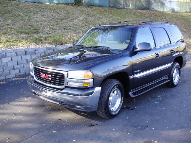 GMC Yukon 2003 photo 1