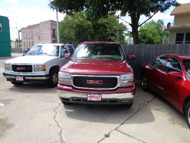 GMC Yukon Ram 3500 Diesel 2-WD SUV