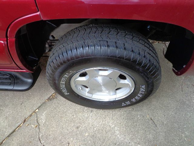 GMC Yukon 2004 photo 3