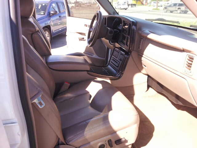 GMC Yukon 2004 photo 3
