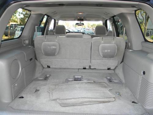 GMC Yukon 2004 photo 3