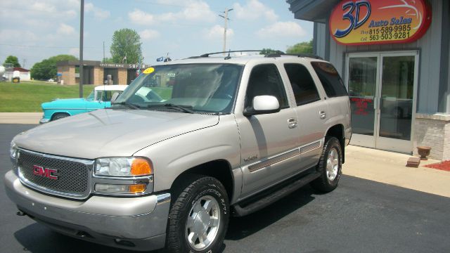 GMC Yukon 2004 photo 2