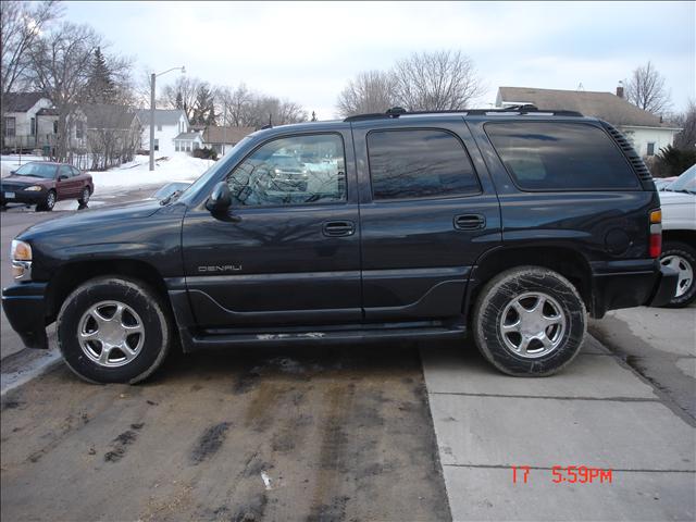 GMC Yukon EX Sedan 4D Sport Utility