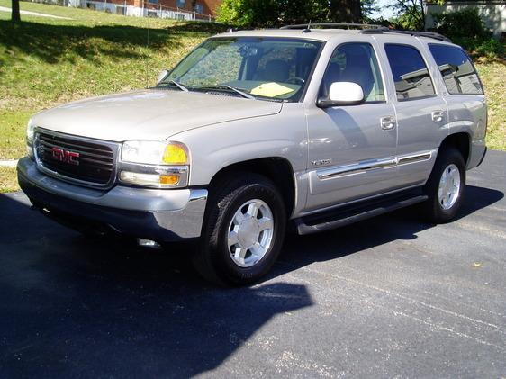 GMC Yukon 2004 photo 4
