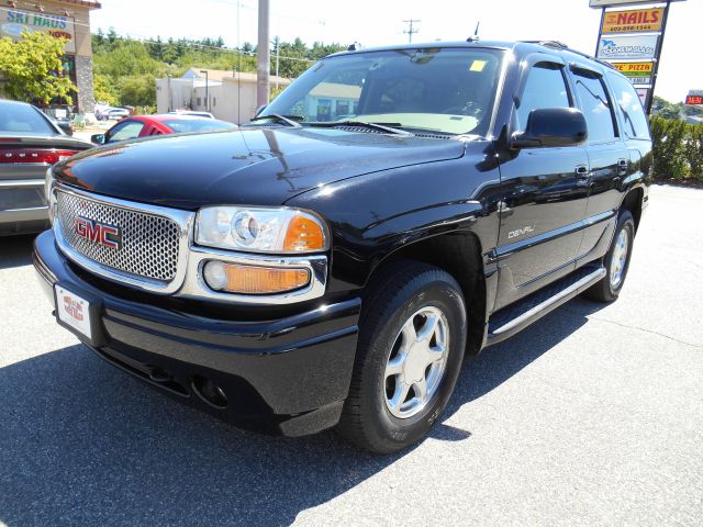 GMC Yukon 2004 photo 3