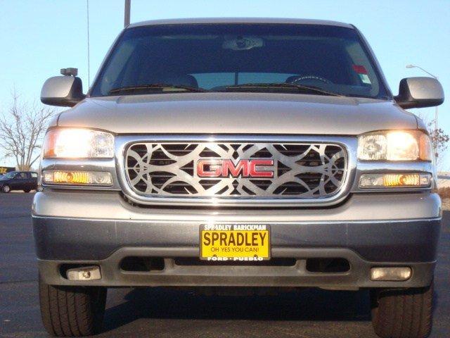 GMC Yukon 2004 photo 1