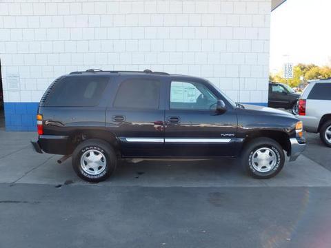 GMC Yukon 2004 photo 2