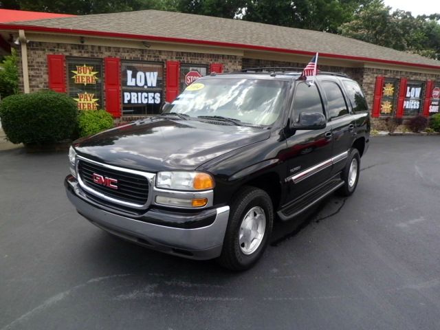 GMC Yukon 2004 photo 2