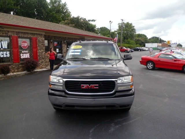 GMC Yukon 2004 photo 4
