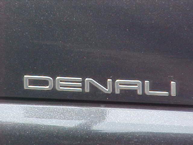 GMC Yukon 2004 photo 4