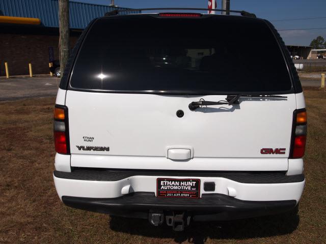 GMC Yukon 2004 photo 5