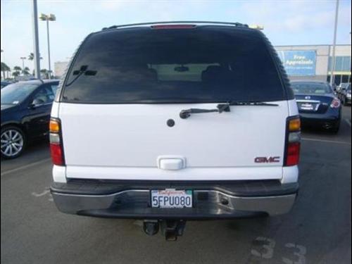 GMC Yukon 2004 photo 4