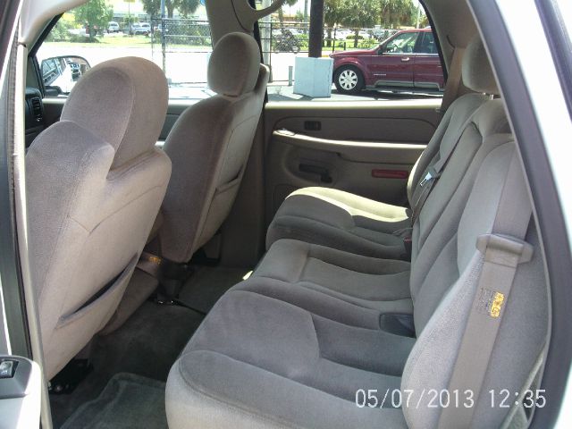 GMC Yukon 2004 photo 8